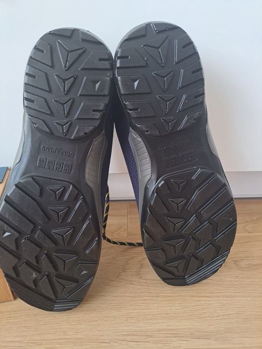 Delta plus lekkie oddychające buty ochronne z antypoślizgową podeszwą