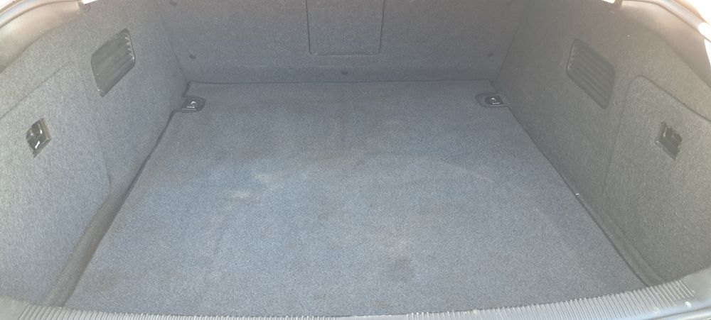 Продам  Ауди а6с5 1.8 т