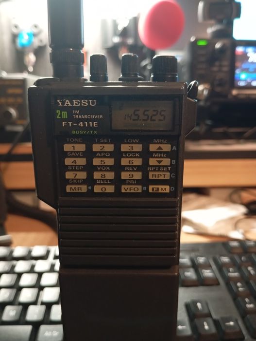 Yaesu FT 411 E - Um ícone da Yaesu