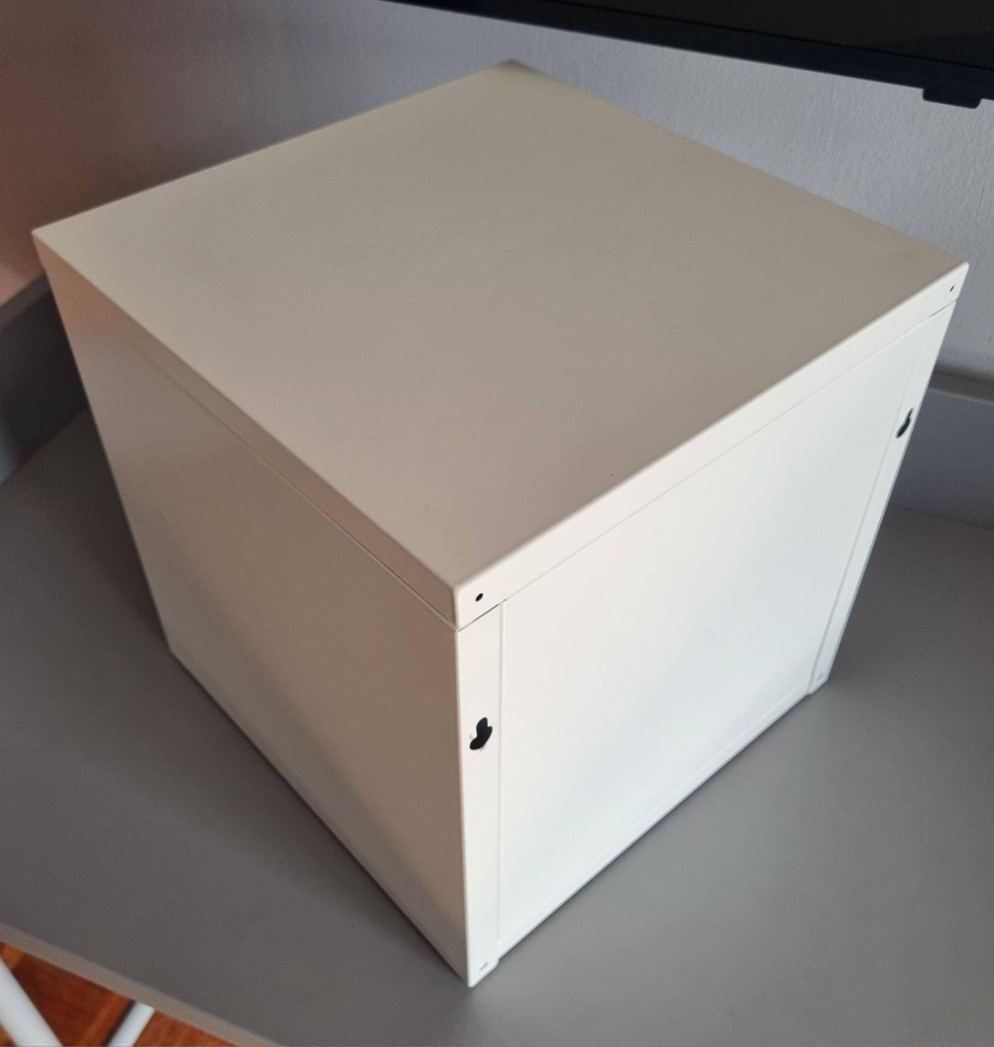 Cubo/armário metálico Ikea Lixhult