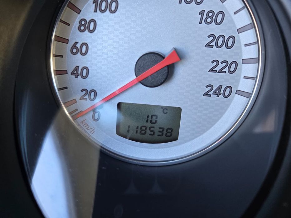 Mitsubishi Outlander 2007/8 r. 2.4 benzyna, 4x4, klima, niski przebieg