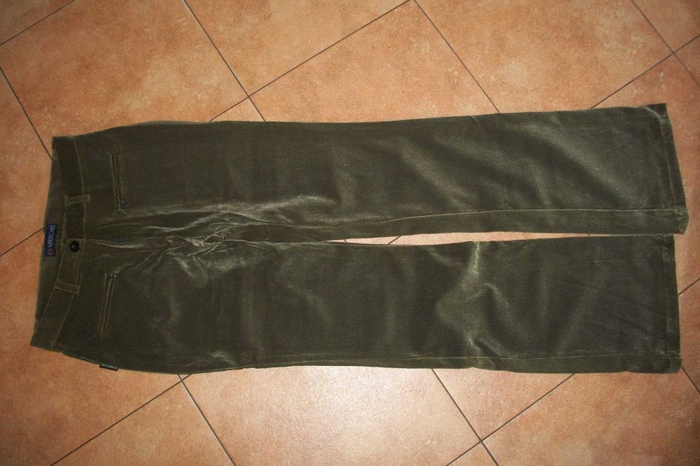 Spodnie damskie nowe