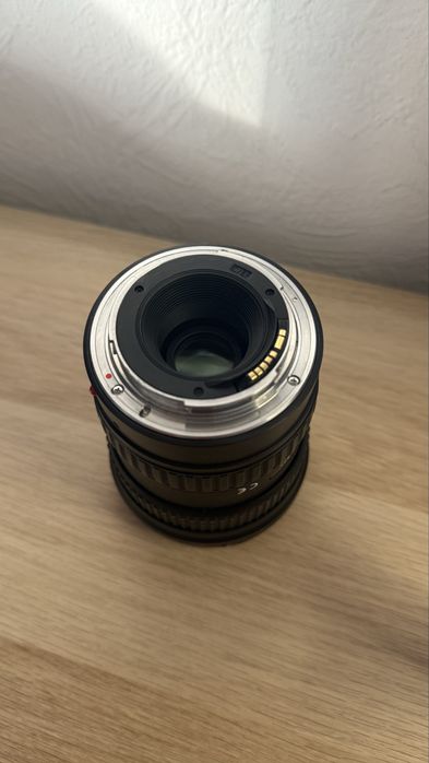 об'єктив Tokina AT-X PRO DX 12-24mm f4.0