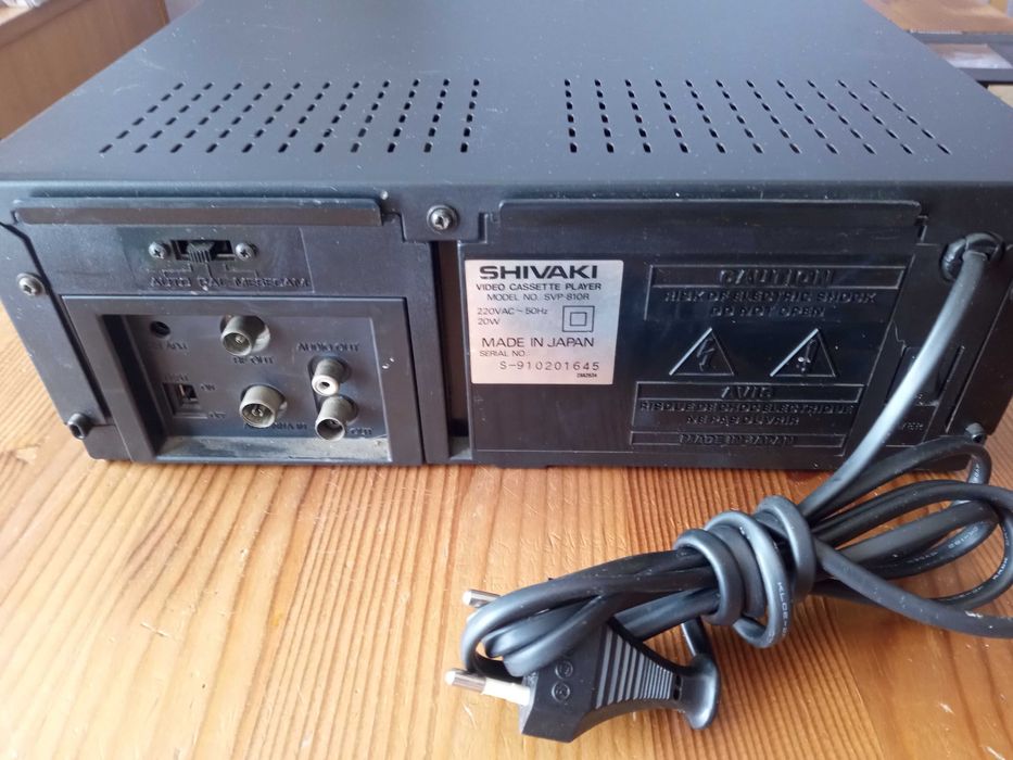 Magnetowid Shivaki model SVF-810R