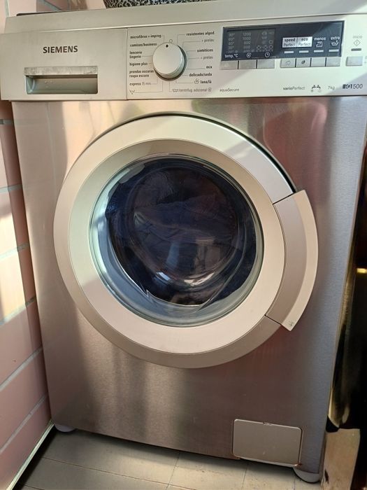 Máquina lavar roupa Siemens iQ500 Inox