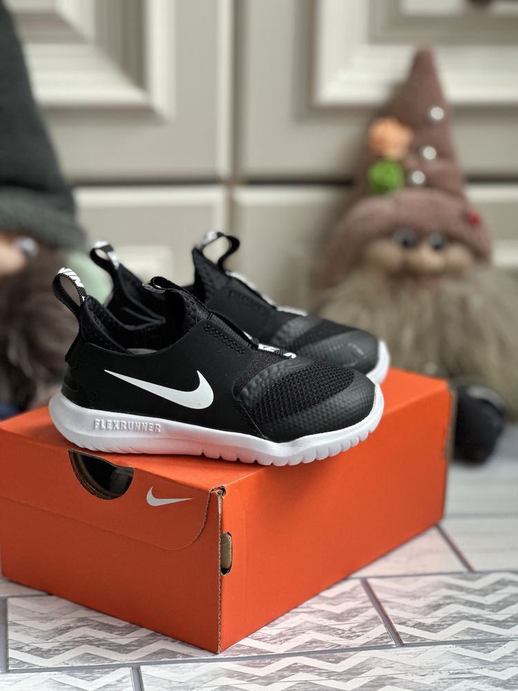 Детские кроссовки на резинках  Nike Flex Runner  оригинал