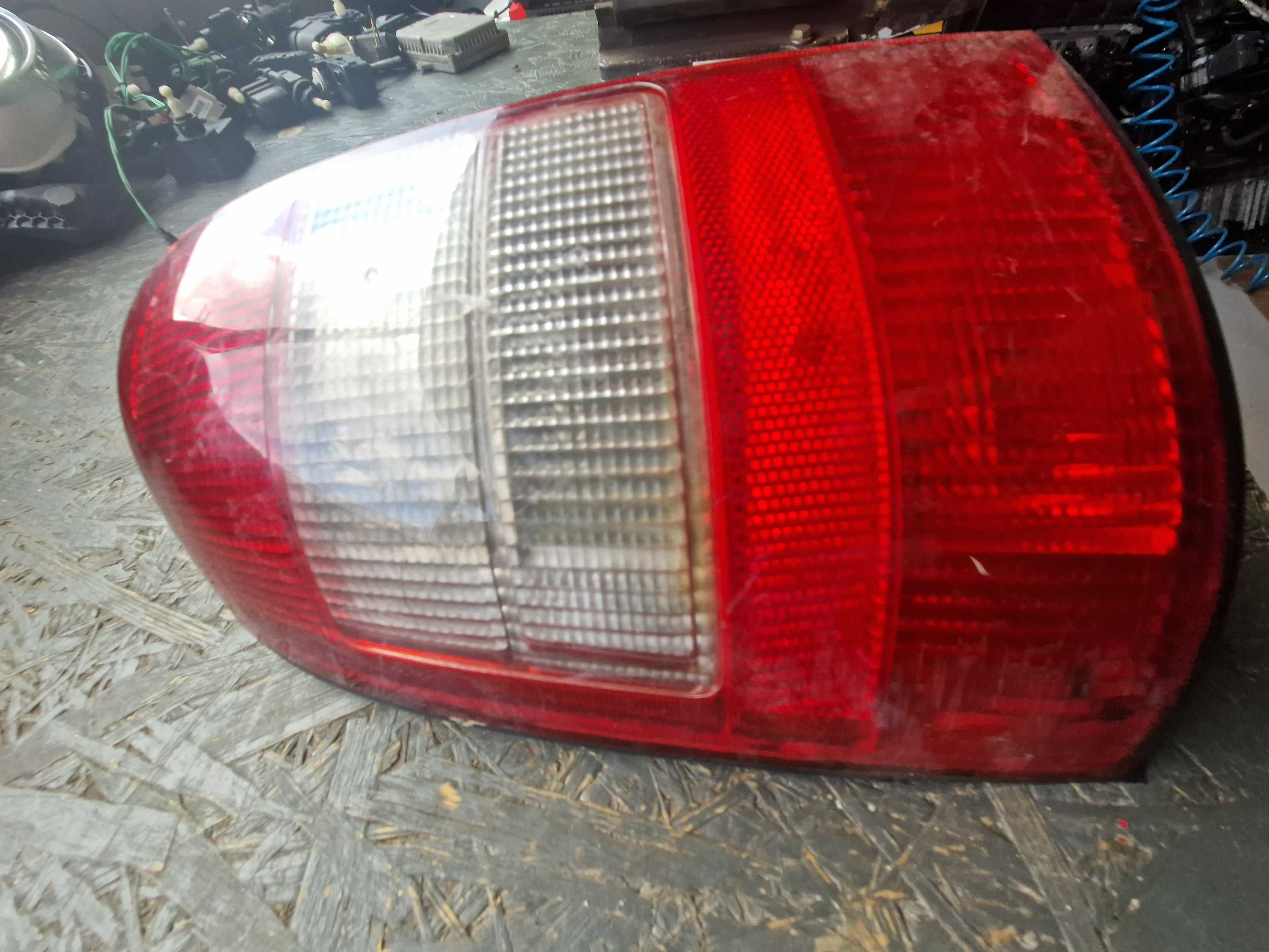 Lampa Tył Lewa Opel Vectra B 905.850.01