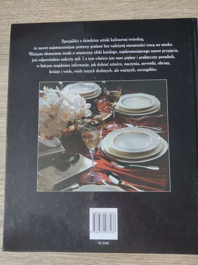 Książka Sztuka nakrywania do stołu