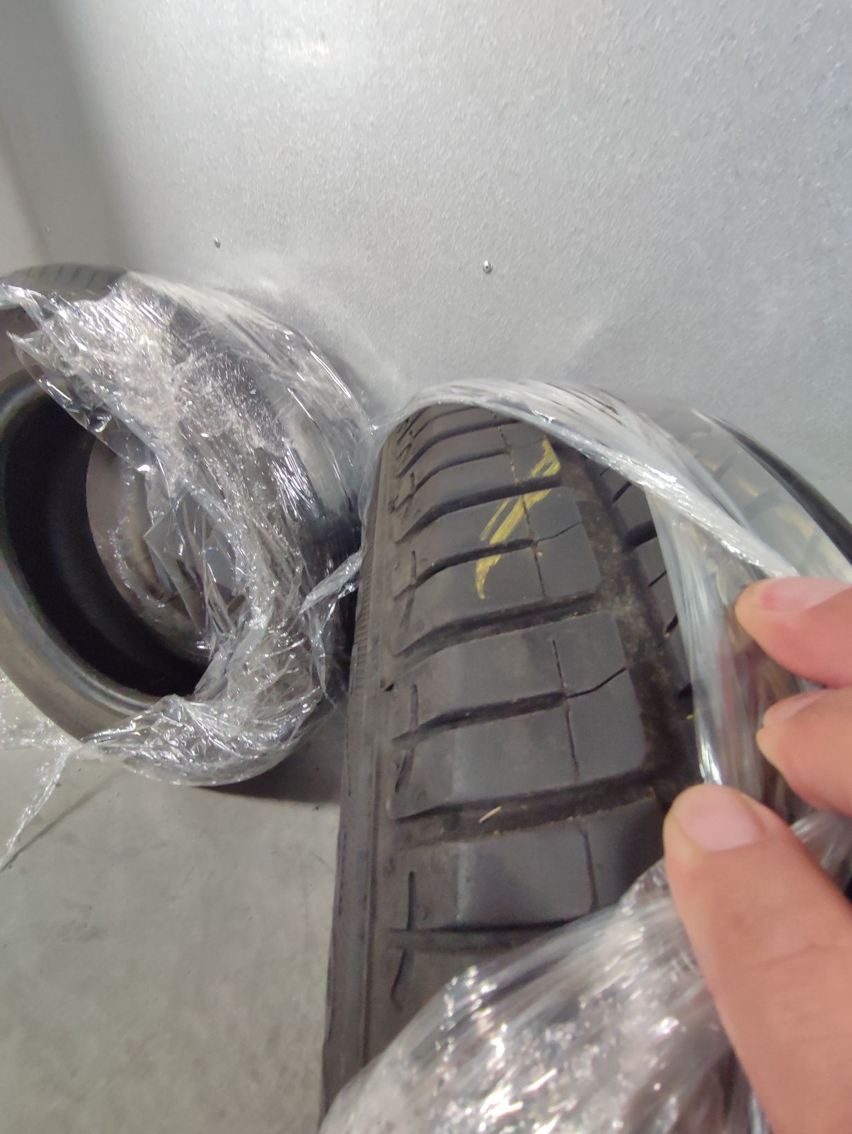 Opony letnie 165/70 R14 Dębica