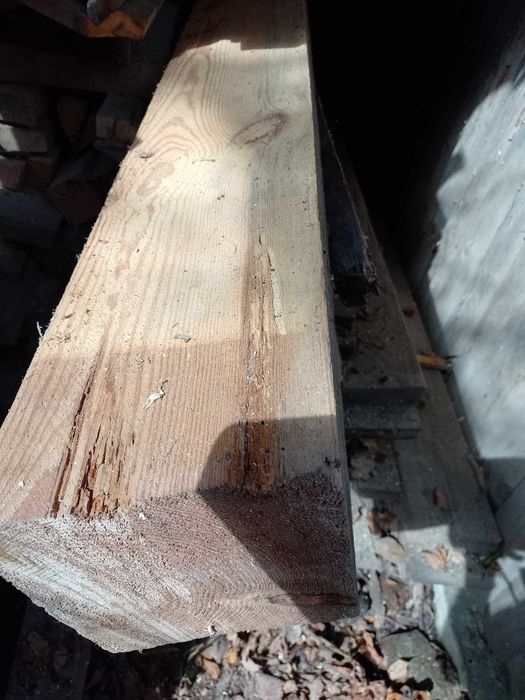 dyle bale z rozbiórki  sosnowe 80 lat 2,30-3 m 17x 18x9cm starordzew