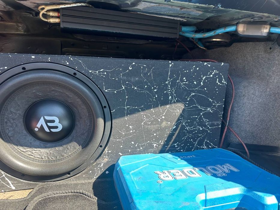 BMW 3 SERIES Е46    231 к.с.