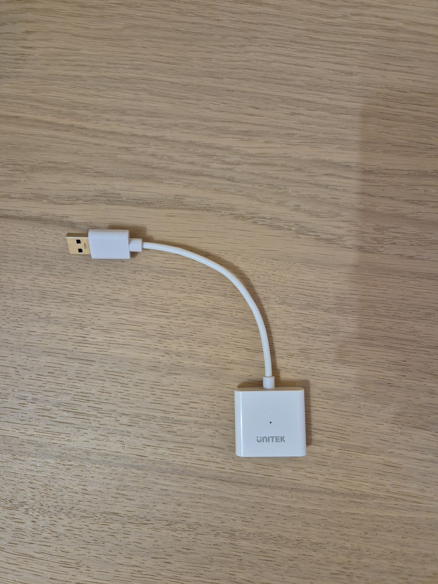 Czytnik kart SD i microSD Unitek