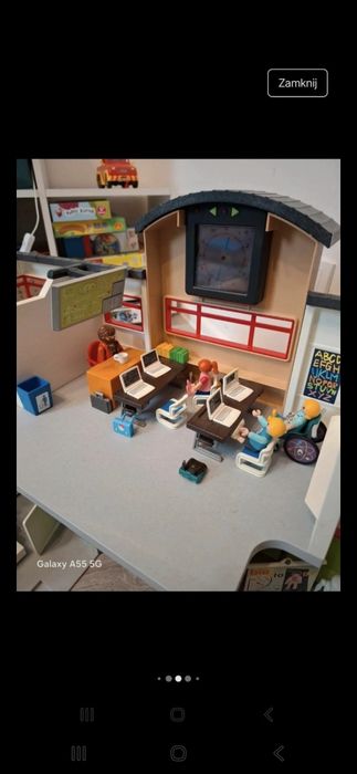 Szkoła z wyposażeniem playmobil 9453