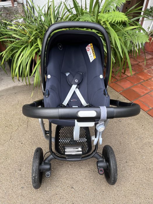 Carrinho, babycoque e isofix bébé-confort