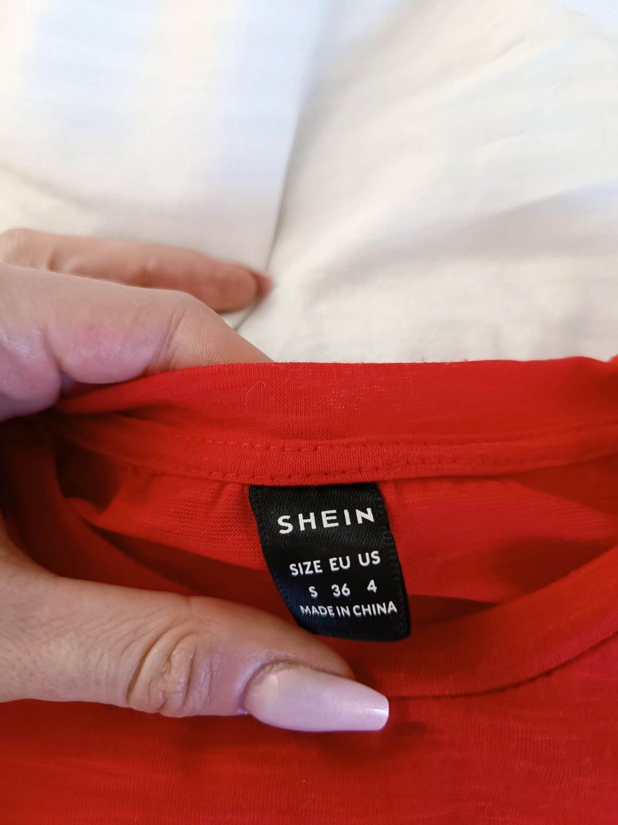 Shein / Czerwony top koszulka oversize crop top do pępka / S 36