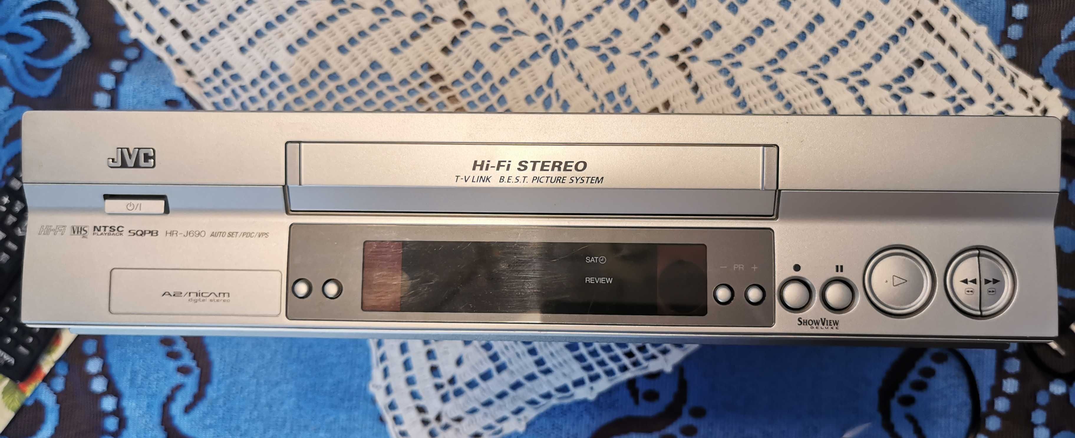 Magnetowid JVC HR-J690EU