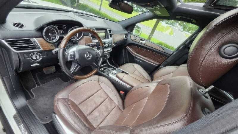 2015 Mercedes-Benz GL-Class GL 550 4MATIC