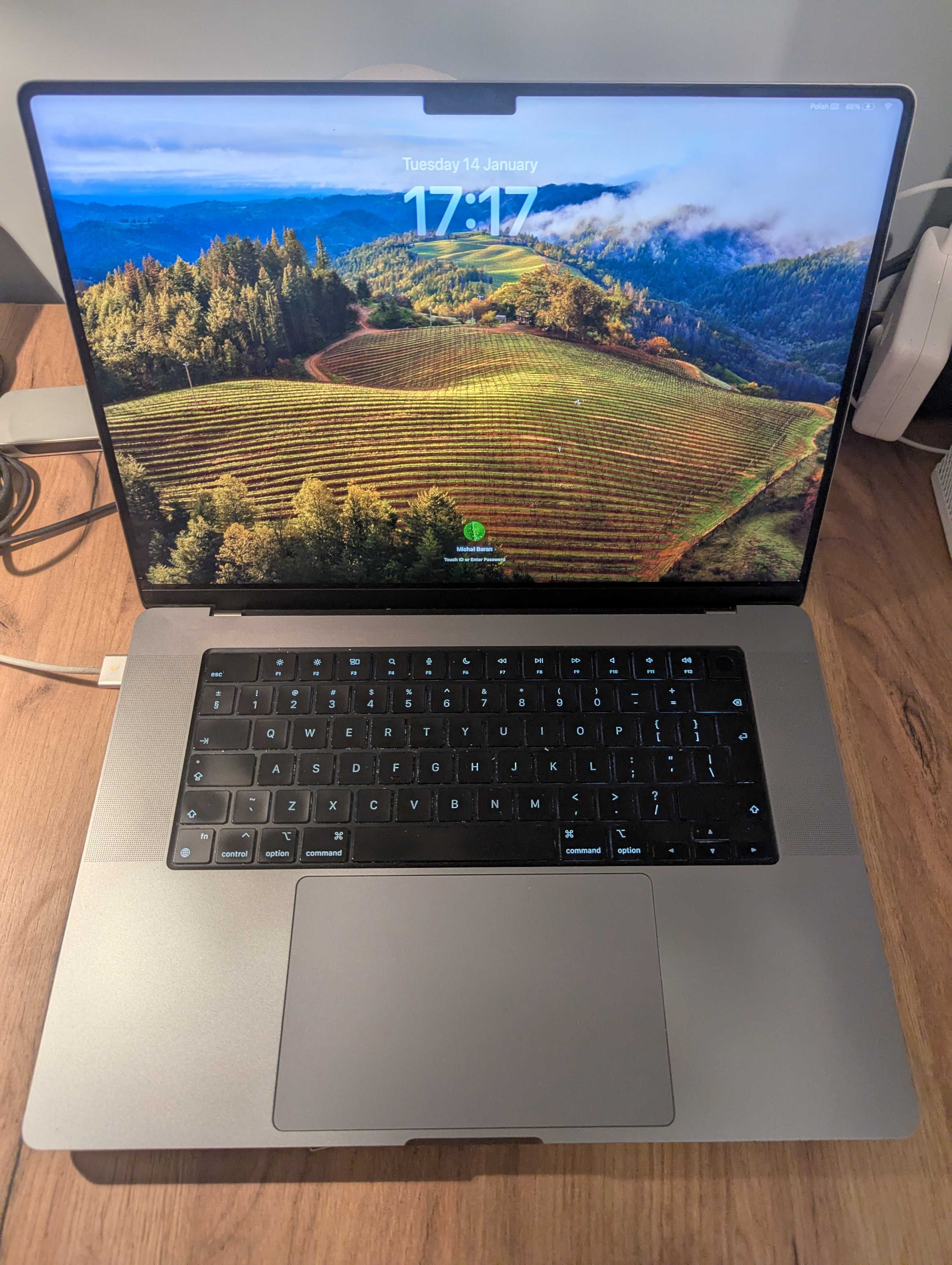 Apple MacBook Pro 16", 10-core M1 Max (GPU 32-core) RAM 64 GB 1 TB SSD