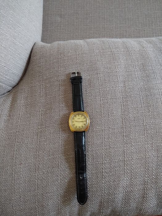 Relógio Butex Swiss Incabloc