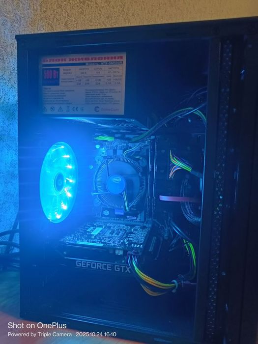 Гарний ПК.   .  .