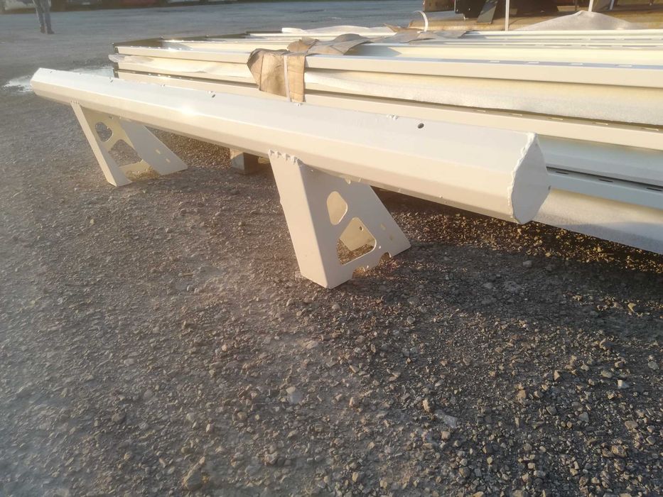 Zderzak Krone chłodnia mocowania A