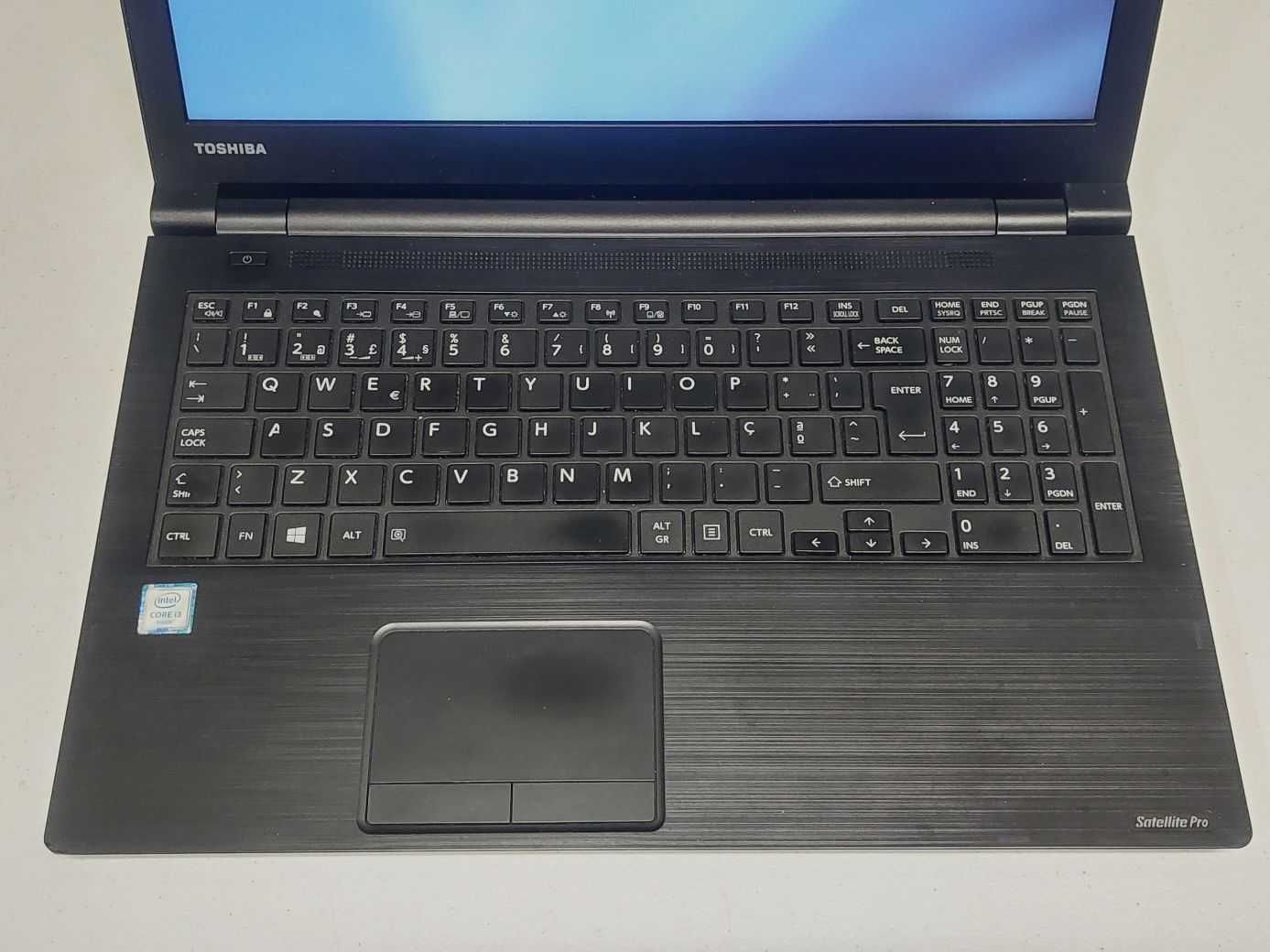 Toshiba i3 12Gb Ram SSD e bateria ótima