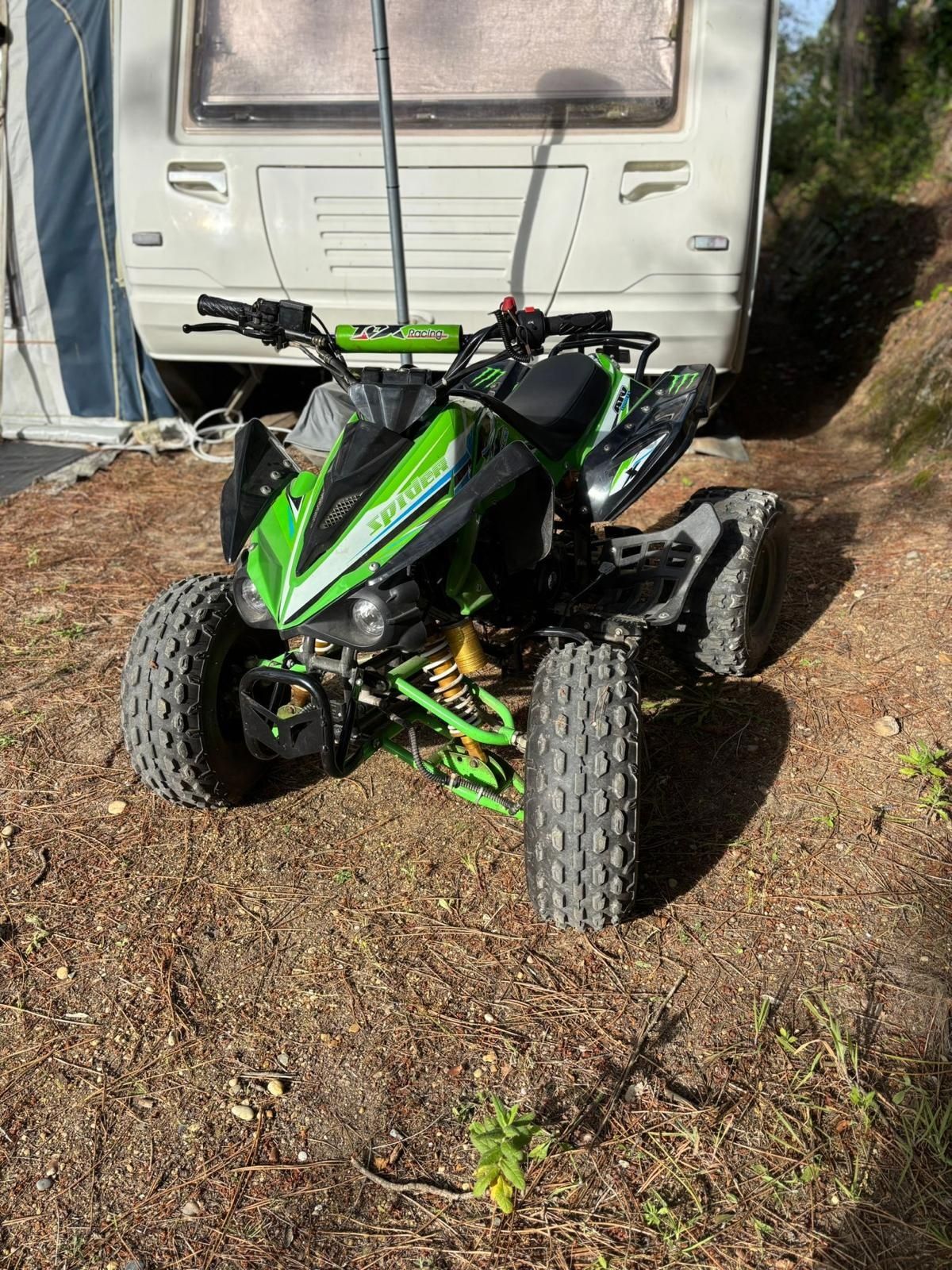 Moto-quatro Tox 125