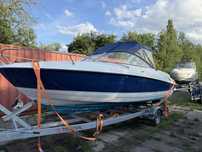 Łódź motorowa Bayliner 652 Diesel, przyczpka w zestawie