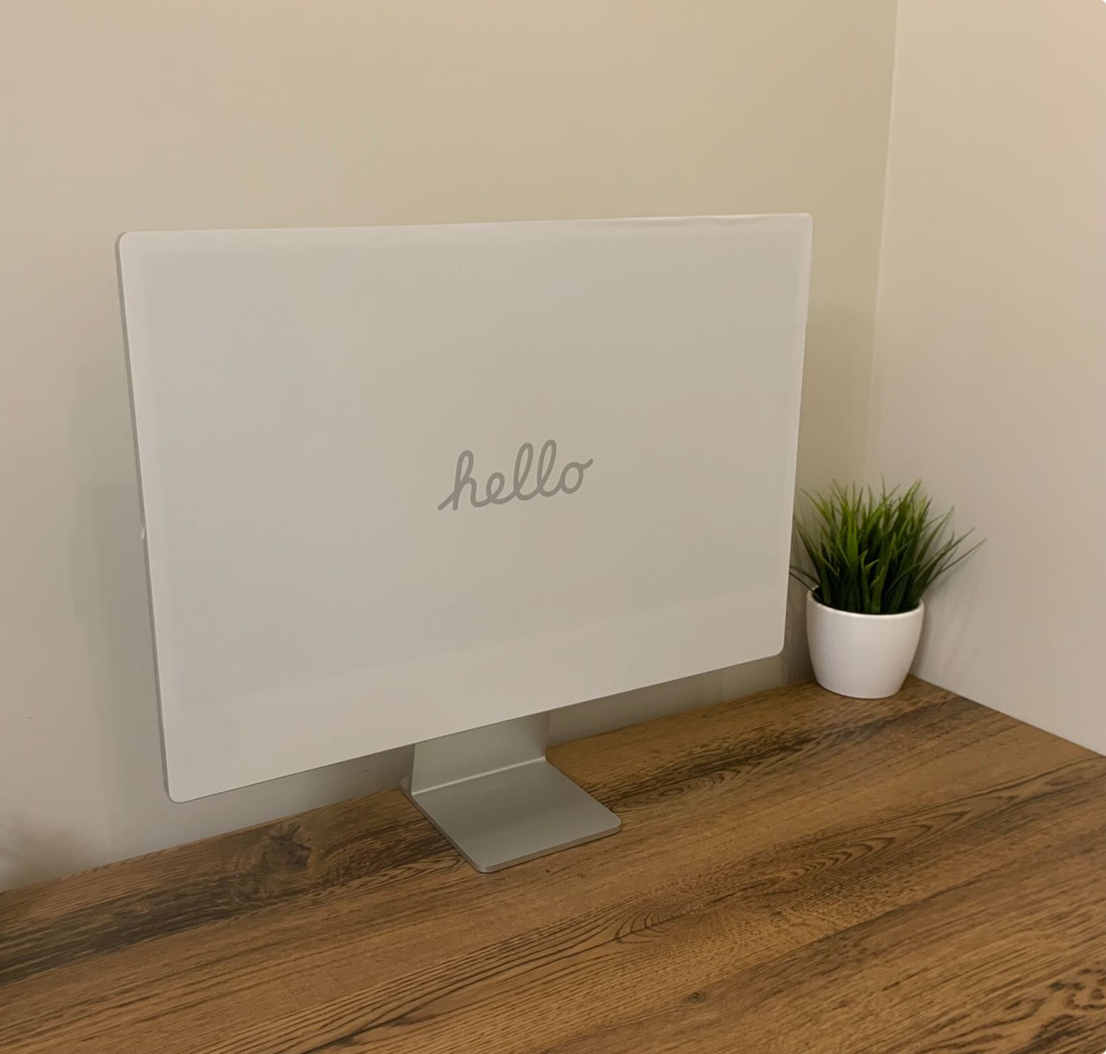 iMac M1 8 ядер/8 відеокарта.256 ssd стан новий