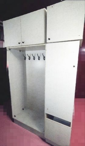 Продам передпокій