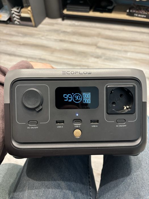 Зарядна станція Ecoflow River 2