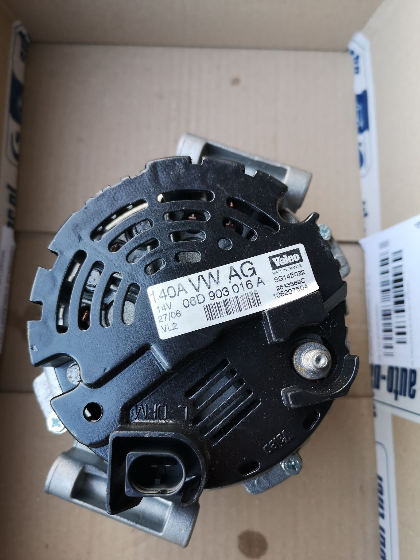 Alternator Valeo 06D 903 016 A