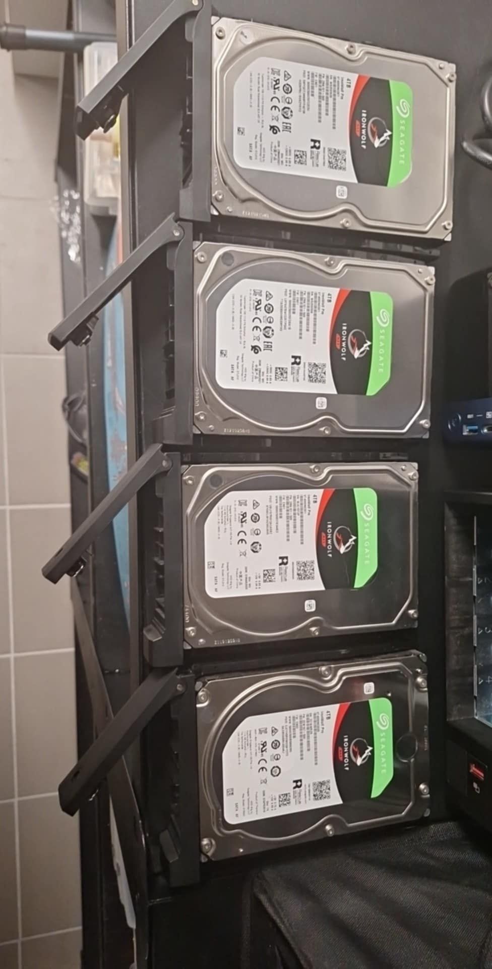 Qnap nas ts-x73a 4x4TB