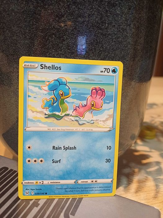 Carta Pokémon Shellos #39