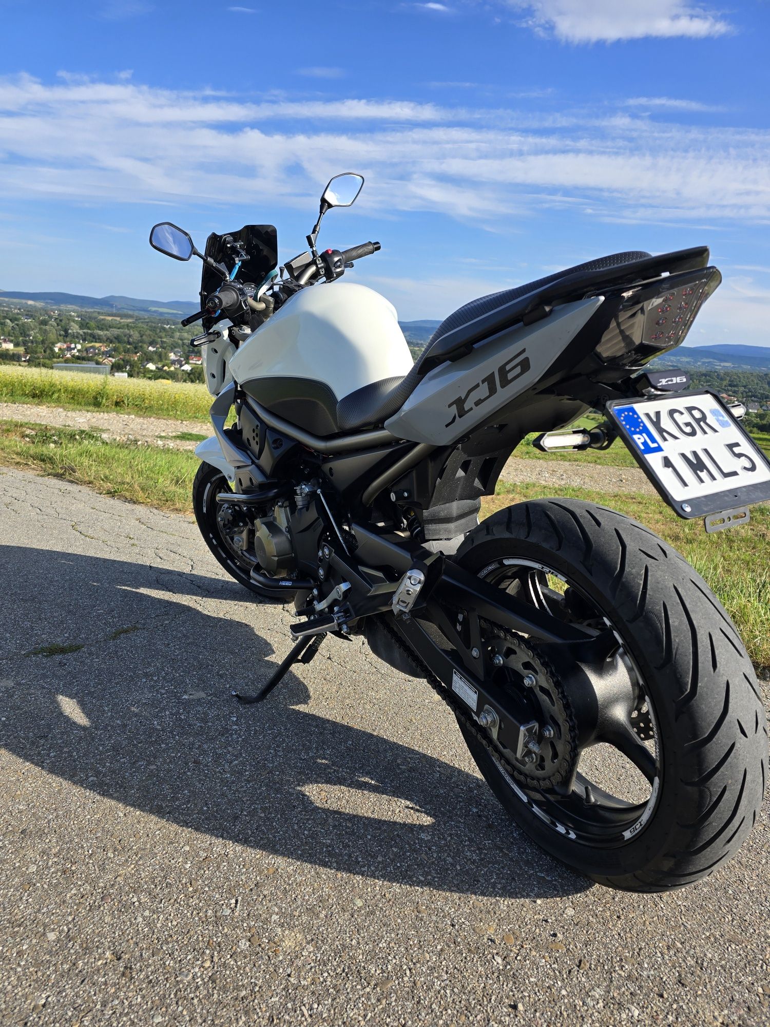 Sprzedam Yamaha XJ6 N