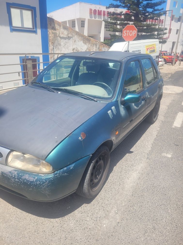 Vendo Ford fiesta 97