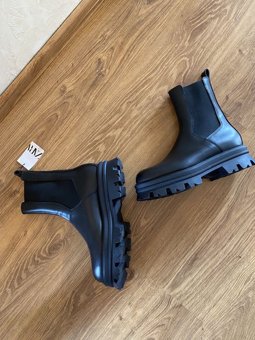 Черевики челсі  на товстій підошві