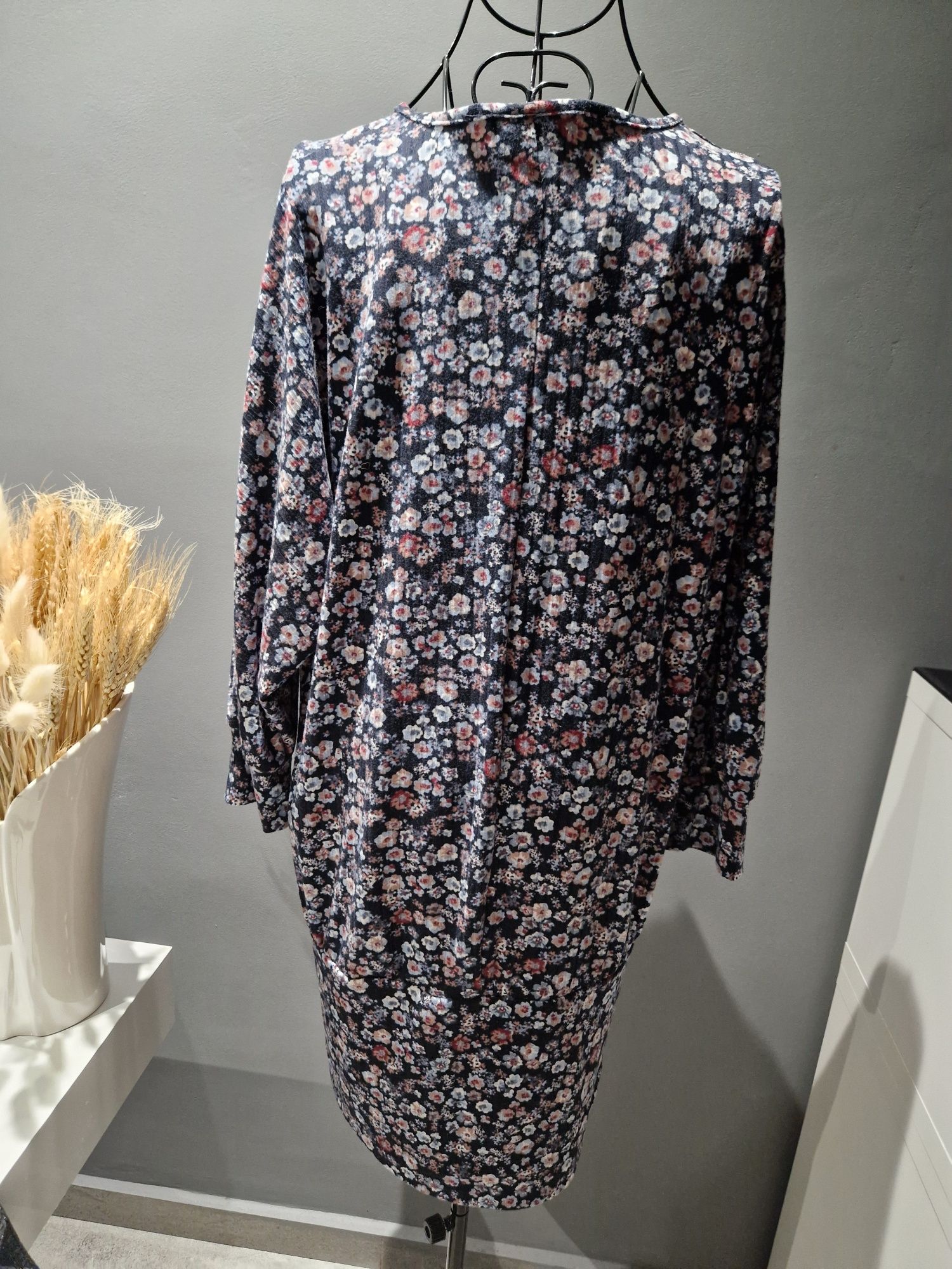Granatowa sukienka oversize w kwiaty Janina XL