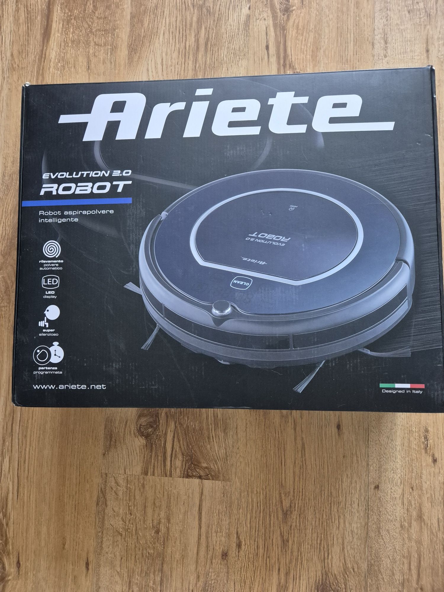 Ariete wersja 2.0 robot sprzątający