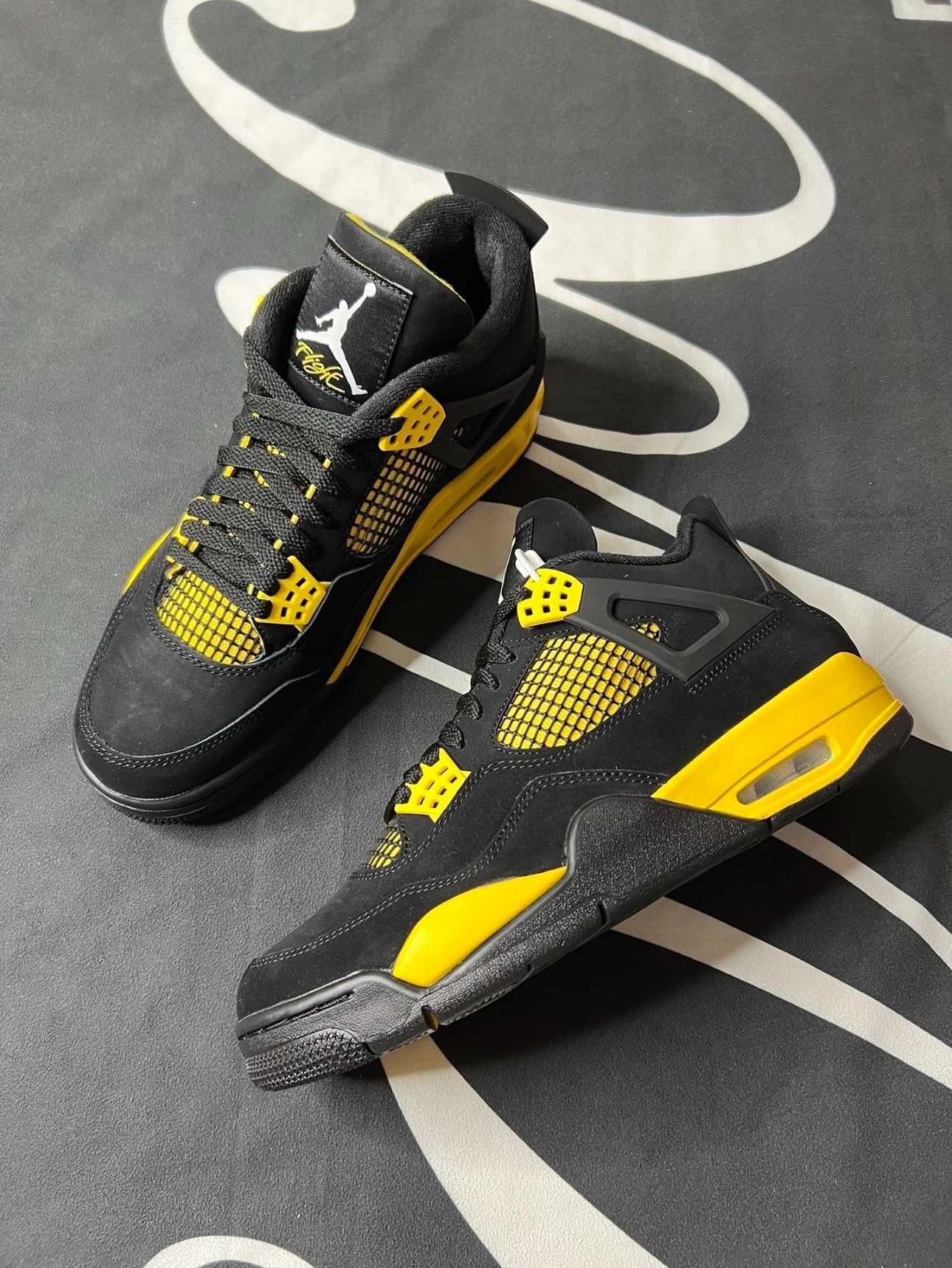 Nike Air Jordan 4 Yellow Thunder