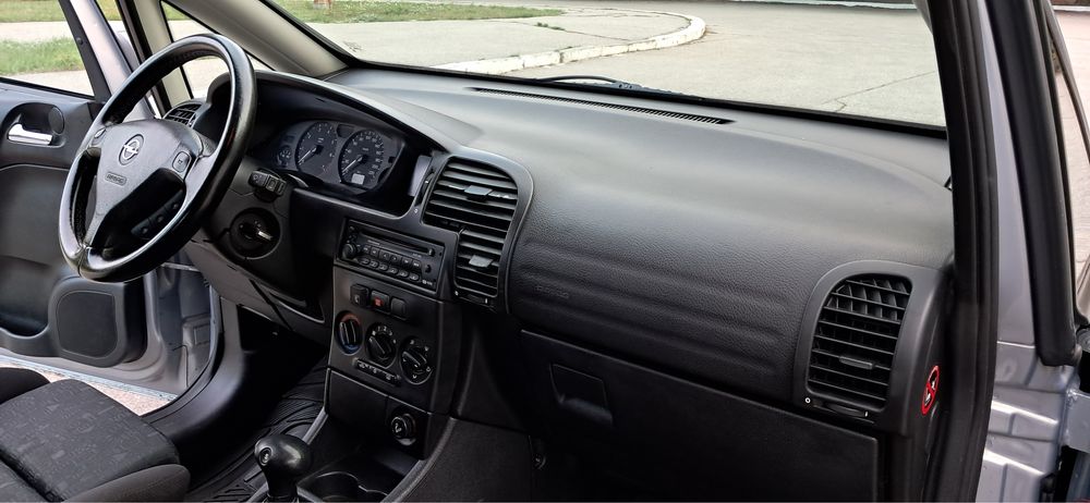 Opel Zafira 2005