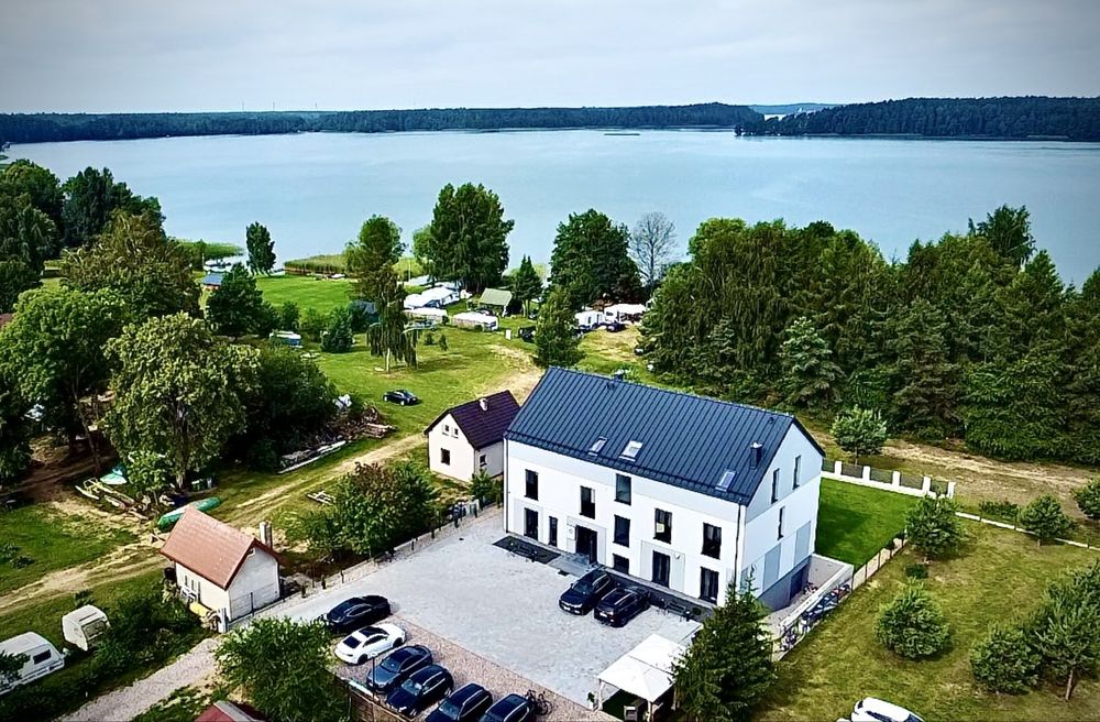 Apartament nad jeziorem z balią, balia, domek