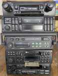 Auto.   Radios