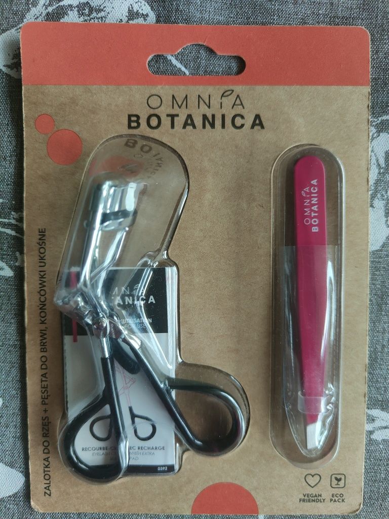 Omnia botanica zalotka do rzęs + pęseta do depilacji, końcówki ukośne.