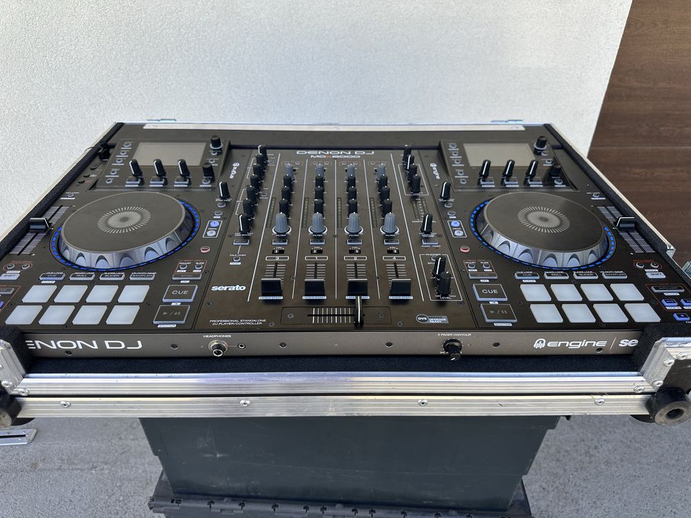 Denon MCX 8000 + case WMCase