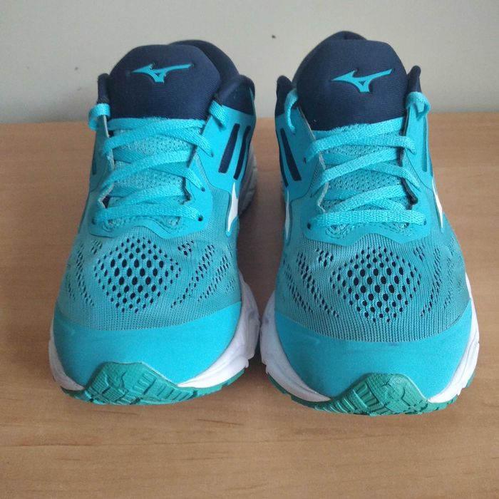 Profesjonalne buty biegowe MIZUNO WAVE STREAM 2 roz.eu-39