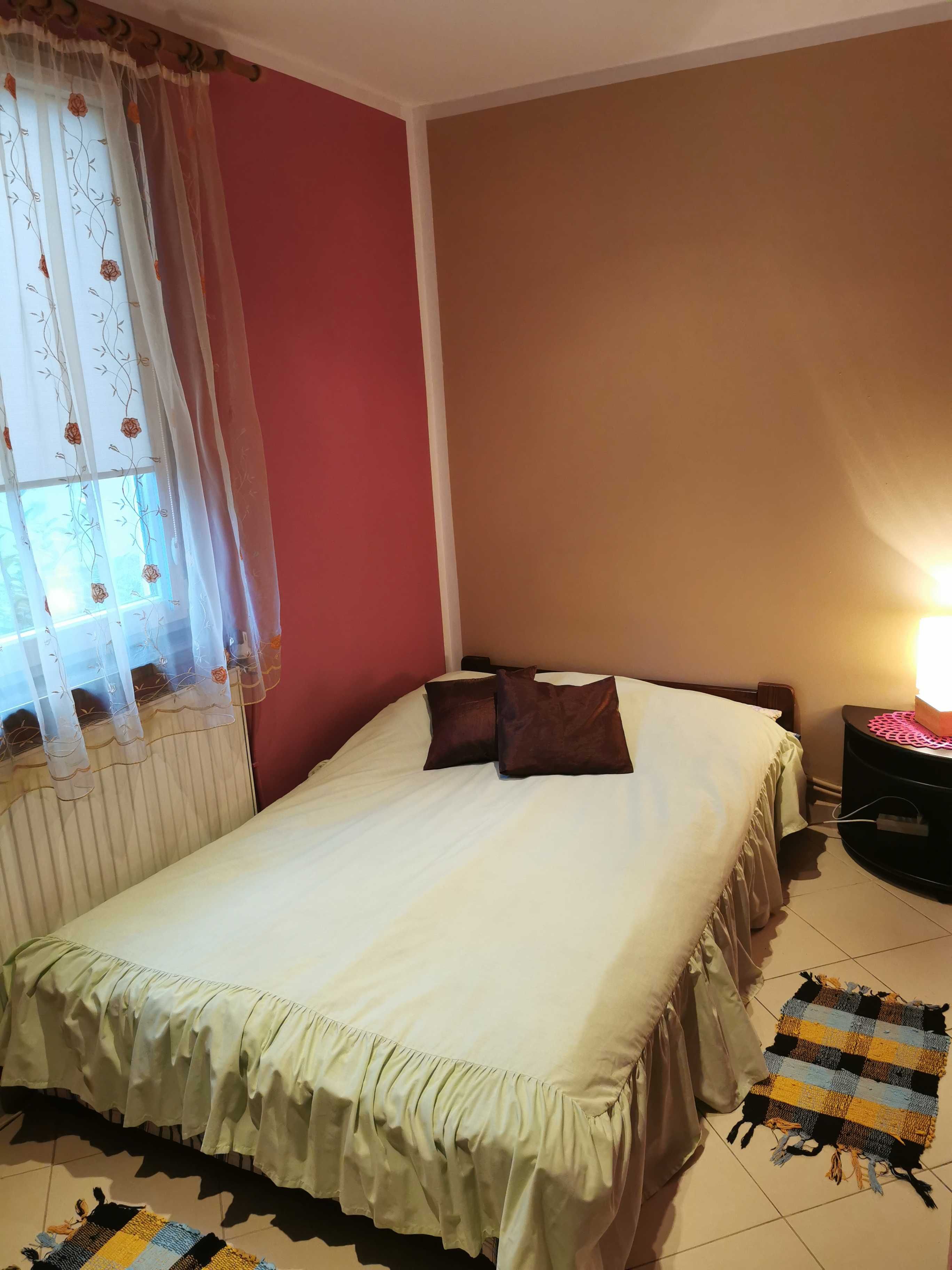 Pokoje i domki do wynajęcia