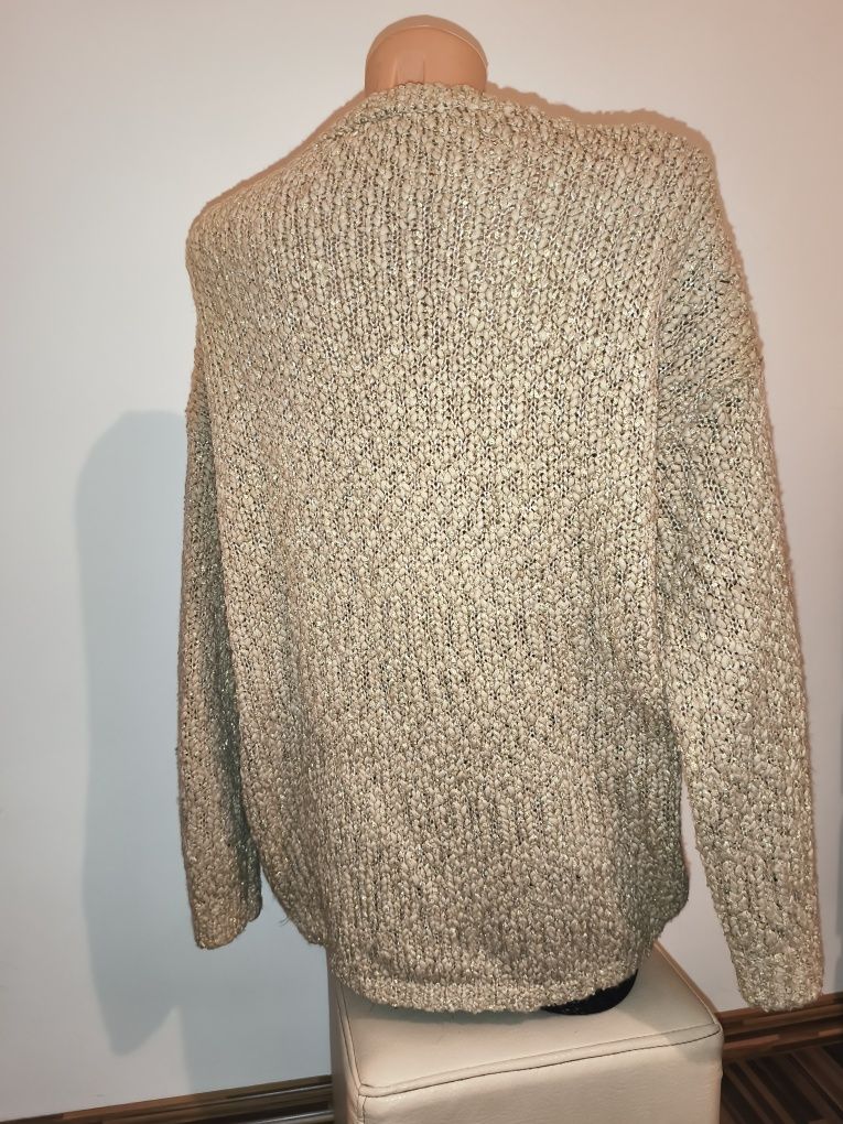 Sweter oversize asymetryczny złota nitka M 38
