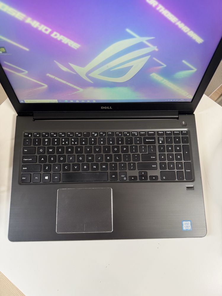 Laptop Dell Vostro 5568 i5 8GB 256SSD Nvidia 940MX 4GB FullHD