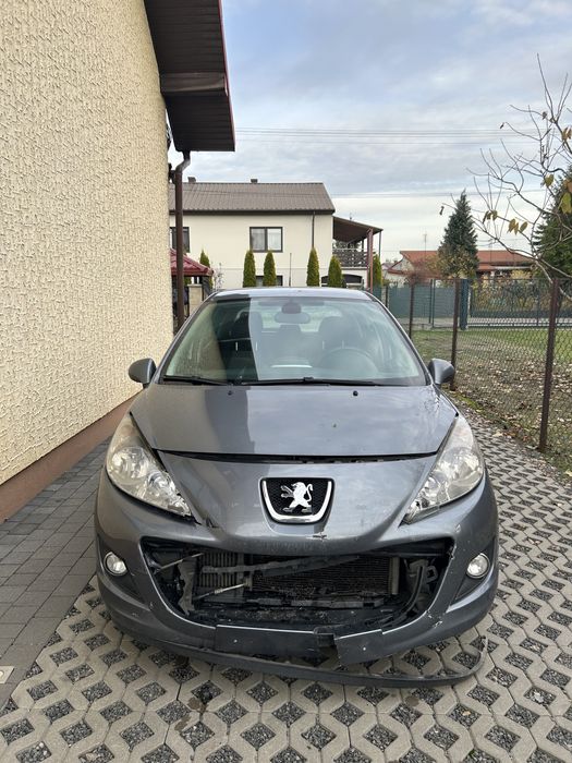 Peugeot 207 Lift 2010r 1.6hdi 92km 5 drzwi
